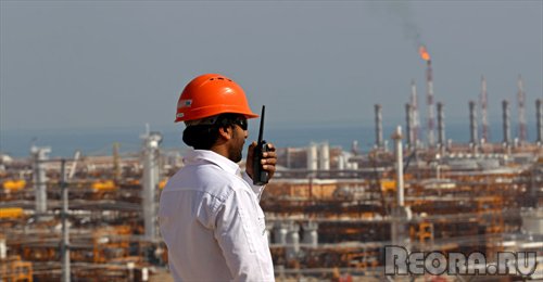 Россия и Иран договорились о расширении сотрудничества в области добычи нефти и газа